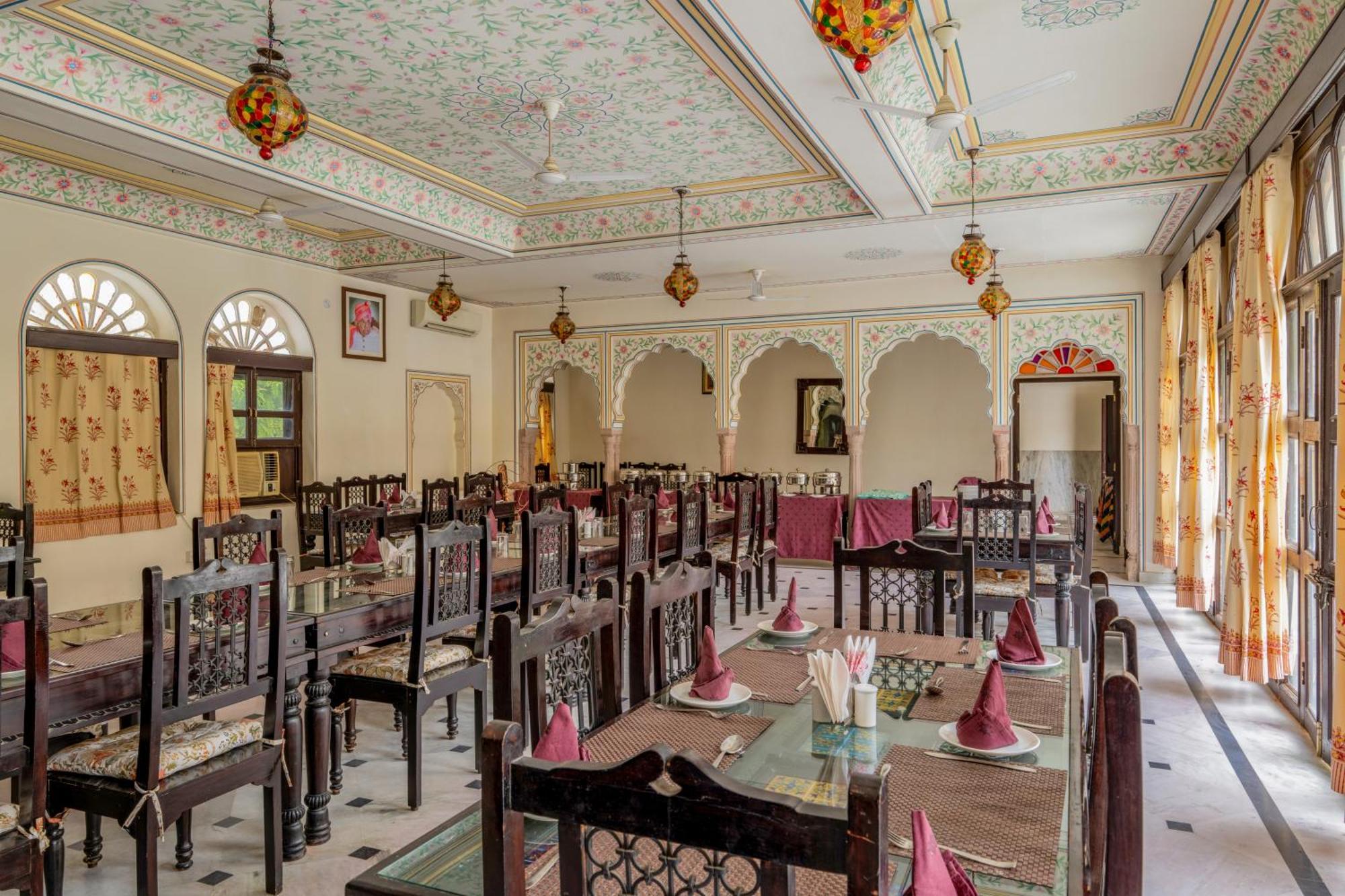 Dhulagarh Heritage Palace Hotel Near Jaipur Banskhoh Luaran gambar