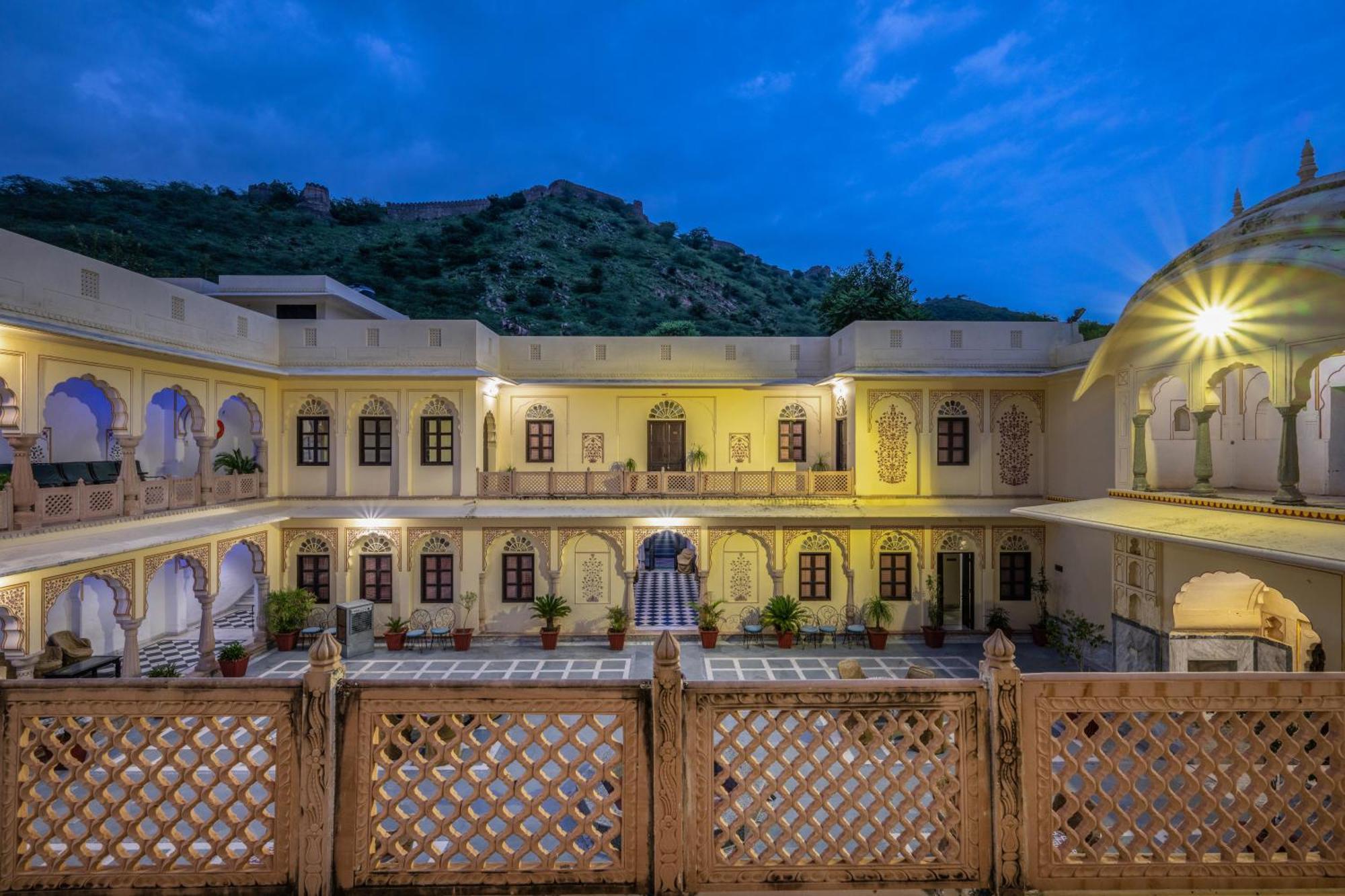 Dhulagarh Heritage Palace Hotel Near Jaipur Banskhoh Luaran gambar
