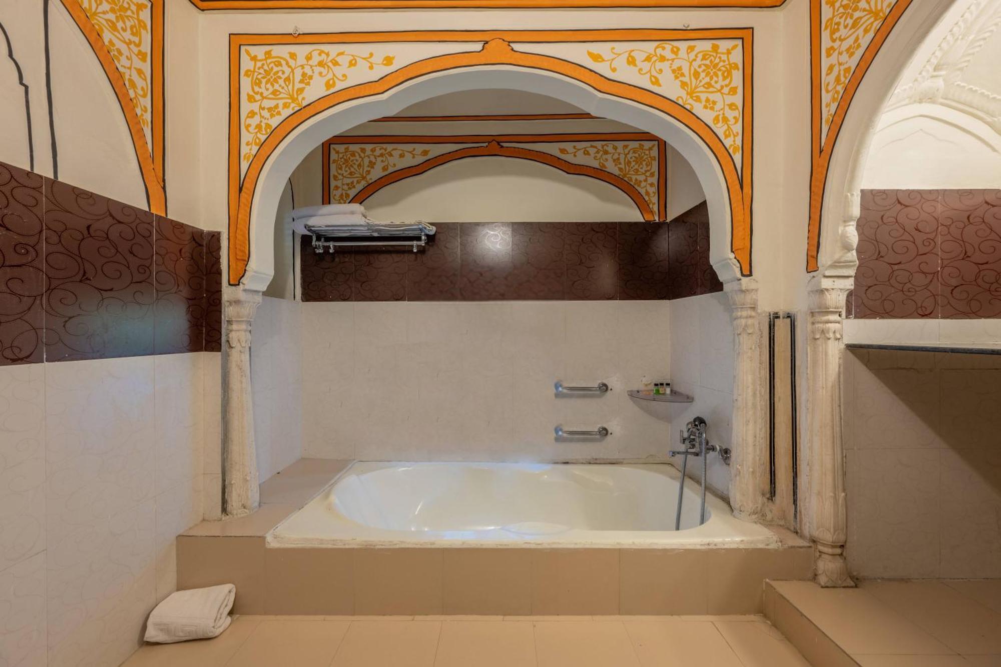 Dhulagarh Heritage Palace Hotel Near Jaipur Banskhoh Luaran gambar