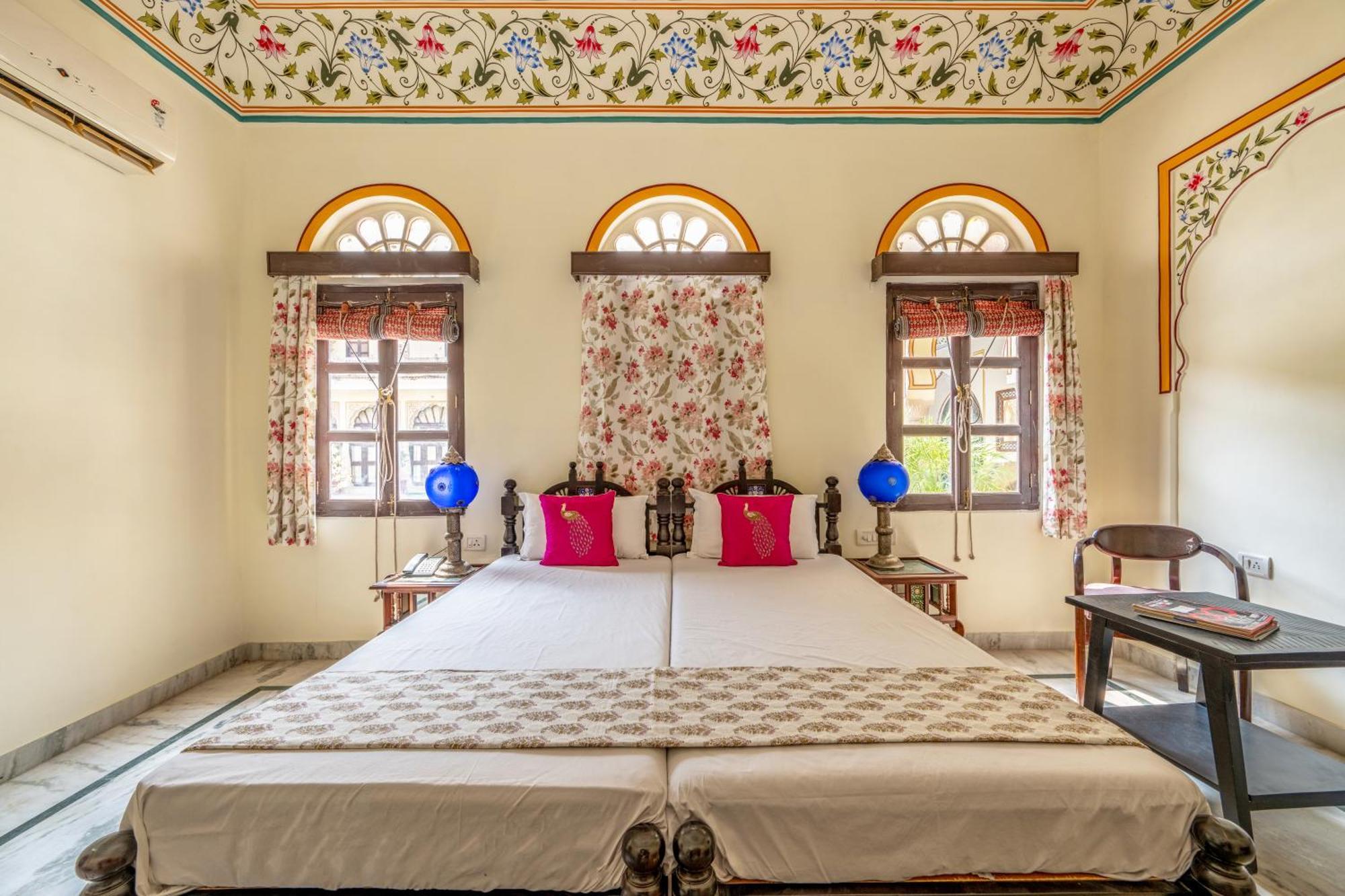 Dhulagarh Heritage Palace Hotel Near Jaipur Banskhoh Luaran gambar